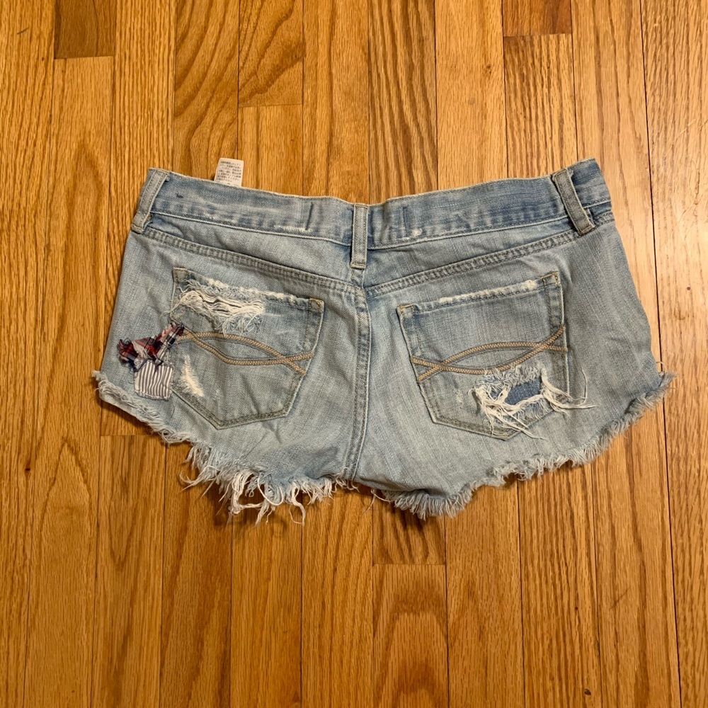 Abercrombie jean shorts - Picture 3 of 4